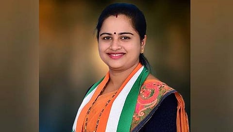 Lok sabha Election 2024 Results : चंद्रपूर: प्रतिभा धानोरकर २४ हजार मतांनी आघाडीवर, मुनगंटीवार पिछाडीवर