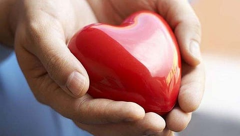 महिलांच्या तुलनेत पुरुषांचे हृदय कमजोर