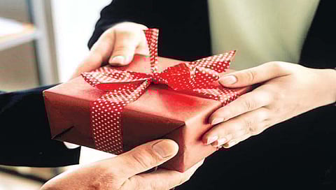 आयकर : दिवाळीतील कोणते गिफ्ट टॅक्स फ्री नाही?