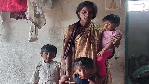 नांदेड: पतीच्या मृत्यूनंतर पत्नीसह तीन चिमुकल्यांचा आता भाकरीसाठी संघर्ष