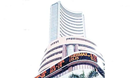 अर्थकारण : निर्देशांकांत भर