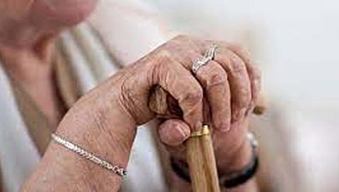 कोल्हापूर : नेमकं माझं घर आहे तरी कोणतं? … ही शोकांकिका थांबणार कधी?