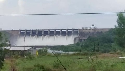 परभणी: येलदरी धरणाचे १० दरवाजे उघडले; २२ हजार १२० क्युसेक विसर्ग सुरू