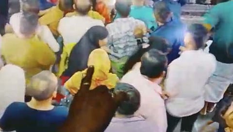 कोल्हापूर: श्री अंबाबाई मंदिरात चोरी करताना दोन महिलांना रंगेहात पकडले