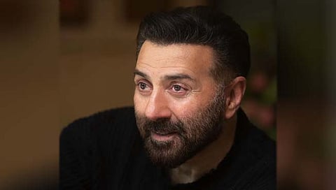 HBD Sunny Deol : कोटींच्या संपत्तीचा मालक आहे सनी देओल, जाणून घ्या