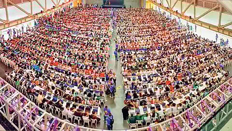 सर्वात मोठा सॉफ्टवेअर वर्ग!