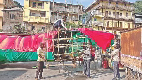 रावण दहन नाशिक गोदाघाट तयारी, (छाया: हेमंत घोरपडे)