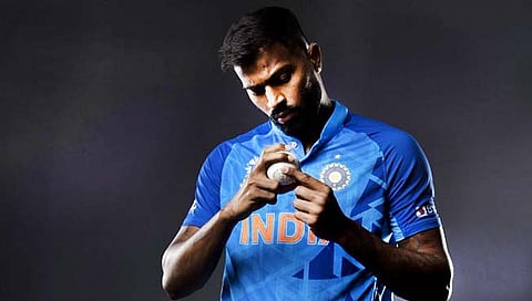 IND vs PAK : हाय व्होल्टेज सामन्यात हार्दीक पांड्या याने केला ‘हा’ वर्ल्ड रेकॉर्ड