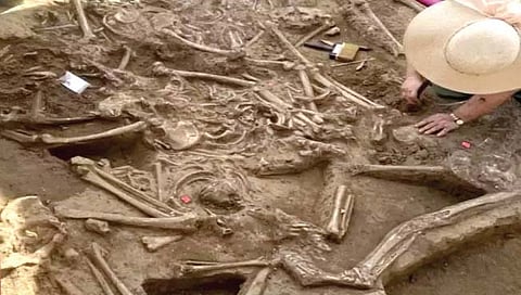 शिर नसलेल्या सांगाड्यांची हजारो वर्षांपूर्वीची दफनभूमी