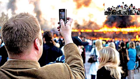 सिंहायन आत्मचरित्र : सारेच पत्रकार