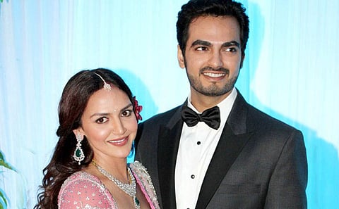 Esha Deol : १२ वर्षांनंतर ईशा देओलचा मोडला संसार; भरत तख्तानीसोबत घटस्फोट