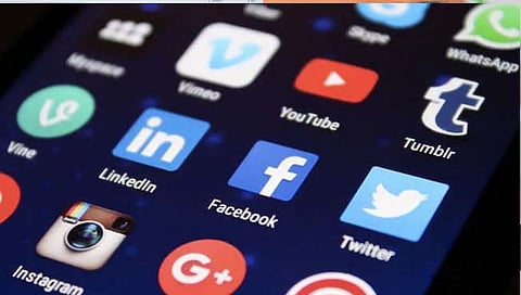 नगर : आक्षेपार्ह स्टेटसमुळे शहरात तणाव ; 13 जणांविरुद्ध गुन्हा दाखल