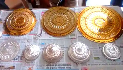 ‘चुकून चोरी झाली, मला माफ करा…’, चिठ्ठी लिहून चोरट्याने मंदिरातील सामान केले परत