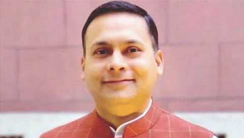 शशी थरूर यांचे महत्त्व कमी करण्याचे काम सुरु; भाजपची टीका