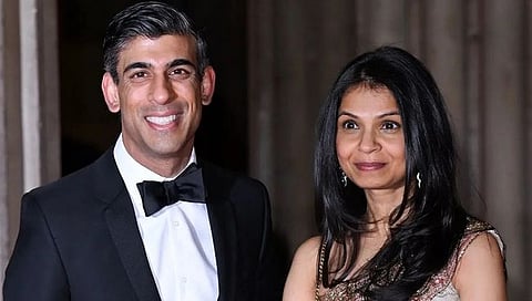 आगळी-वेगळी लव्ह स्टोरी! सुनाक यांच्यासाठी अक्षताने उंच टाचेच्या सँडल सोडल्या!