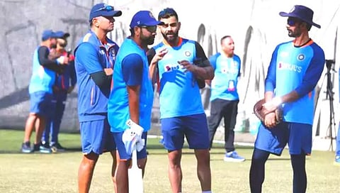 T20 World Cup : सिडनीत टीम इंडियाला दिले केवळ सँडविच; संतप्त खेळाडूंची आयसीसीकडे तक्रार