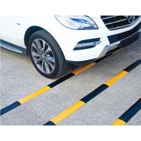 पिंपरी : चुकीच्या रॅम्बलरमुळे होतायेत अपघात ; तरुणाचा थोडक्यात वाचला जीव