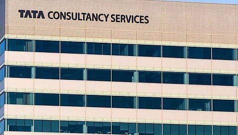 Moonlighting : ‘विप्रो-इन्फोसिस नंतर ‘टीसीएस’ने सुद्धा केले ‘मूनलाइटिंग’वर भाष्य, वाचा काय आहे भूमिका