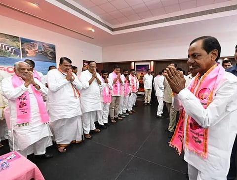 Bharat Rashtra Samithi : ‘टीआरएस’ झाला ‘भारत राष्ट्र समिती’, के. चंद्रशेखर रावांची राष्ट्रीय राजकारणावर नजर