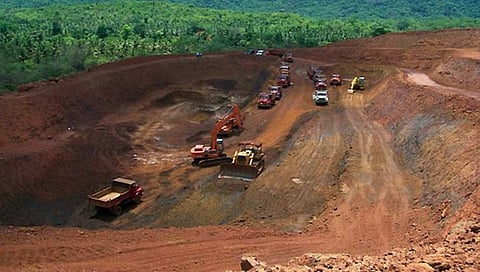 गोवा : खाण मालकांना दणका! उच्च न्यायालयाने सोळाही याचिका फेटाळल्या