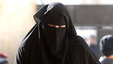 Switzerland Burqa Ban | स्वित्झर्लंडमध्ये बुरख्यावर बंदी, उल्लंघन करणार्यांना दंड, जाणून घ्या काय आहे कायदा?