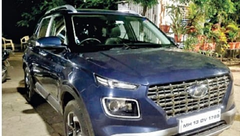 सोलापूर : डॉक्टरांच्या कारमध्ये सापडली 29 लाखांची रोकड