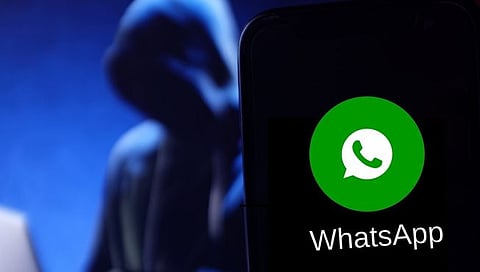 WhatsApp : सावधान! व्हॉट्सअॅप क्लोन ठरत आहे धोकादायक; हेरगिरीच्या प्रमाणामध्ये वाढ