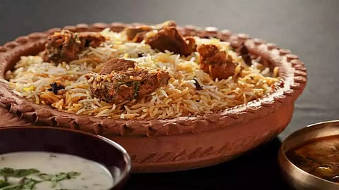 Biryani : बिर्याणी खाल्याने पौरुषत्व कमी होते, ‘तृणमूल’च्या नेत्याने दोन दुकानं केली बंद