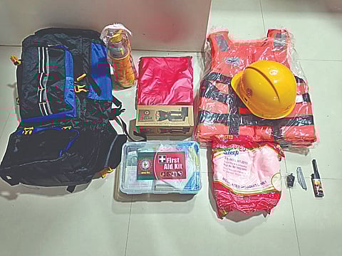 नाशिक : आपदा मित्र किट.