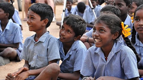 Education for children : केंद्र सरकारने जारी केली 3 ते 8 वयोगटातील बालकांसाठीची राष्ट्रीय अभ्यासक्रम रुपरेखा