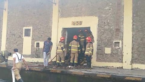 गोदामाला भीषण आग