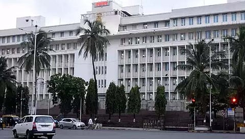 मंत्रिमंडळ बैठक : भू विकास बँकेचे कर्ज घेतलेल्या शेतकऱ्यांना संपूर्ण कर्जमाफी