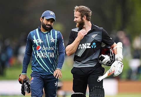 NZvsPAK T20 : न्यूझीलंडकडून पराभवाचा बदला, पाकिस्तानवर 9 विकेट्स राखून विजय