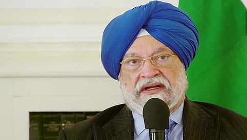 रशियाकडून तेल खरेदीवरुन अमेरिका दबाव टाकतोय का?, भारताने स्पष्ट केली भूमिका