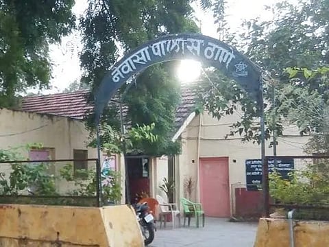 नगर: वाळूउपसा बोटीप्रकरणी चौघांवर गुन्हा, नेवासा पोलिसांनी केल्या 18 लाखांच्या दोन बोटी जप्त