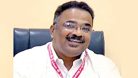 Kiran Lohar : डिसले गुरुजींवर कारवाईचा प्रस्ताव देणाऱ्या शिक्षणाधिकाऱ्याकडे सापडले घबाड; किरण लोहार यांच्याकडे ५ कोटींवर अवैध संपत्ती