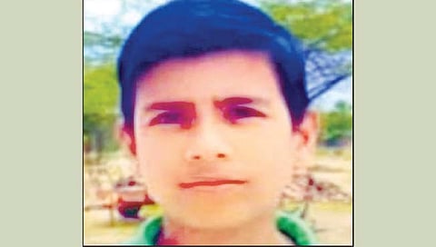 सातारा : उसाच्या ट्रॉलीखाली चिरडून चिमुरडा ठार