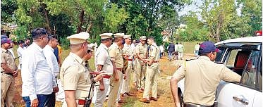 सातारा : मुख्यमंत्र्यांच्या गावात… पोलिस बंदोबस्ताचा घामटा