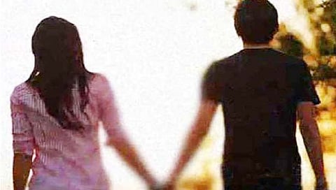 चार मुलांचा बाप असलेल्याने हिंदू महिलेची केली फसवणूक