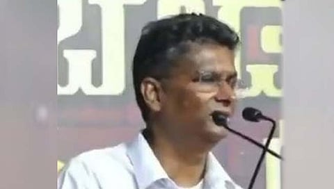 ‘हिंदू’ शब्दाचा पर्शियन अर्थ ‘अतिशय घाणेरडा’… जारकीहोळी यांचे हिंदूंच्या भावना दुखावणारे वक्तव्य