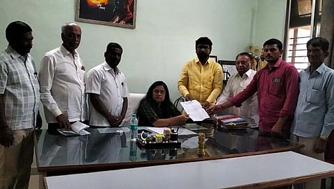 कोल्हापूर : सत्तर लाखांची पाणी योजना गेली कुठे?, भेंडवडे पूरग्रस्त बचाव कृती समितीची गटविकास अधिकाऱ्यांना विचारणा