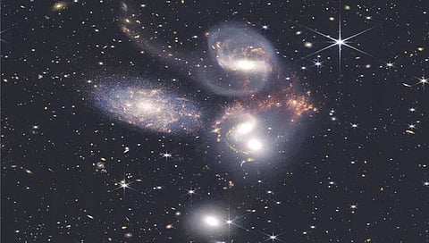 ‘जेम्स वेब’ने टिपला पाच आकाशगंगांचा अनोखा समूह