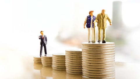 पीएफवर पालकांना आजन्म पेन्शन