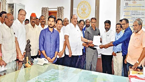 कोल्हापूर : एकाही घराला हात लावाल तर याद राखा