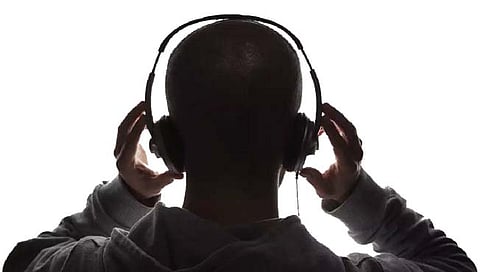 कोल्हापूर : हेडफोन, इयरफोनमुळे कानाचे आजार वाढले