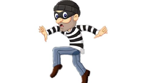 नाशिक : बँक ऑफ बडोदा मधून भामट्याचा दोन लाख रुपये घेऊन पोबारा