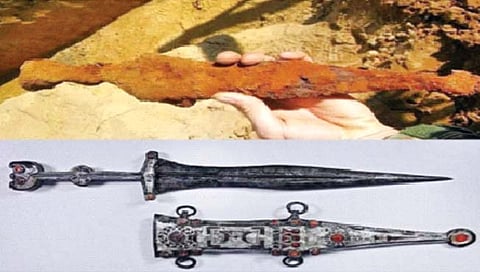 दोन हजार वर्षांपूर्वीचा खंजीर नऊ महिन्यांत झाला स्वच्छ!