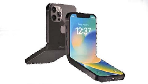 चिनी माणसाने आयफोनचा केला फोल्डेबल स्मार्टफोन!