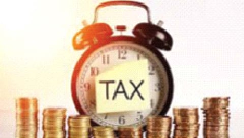 कर संकलनात वाढ, उद्योगांना चालना