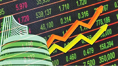 अर्थव्यवस्थेची जोमाने वाटचाल…